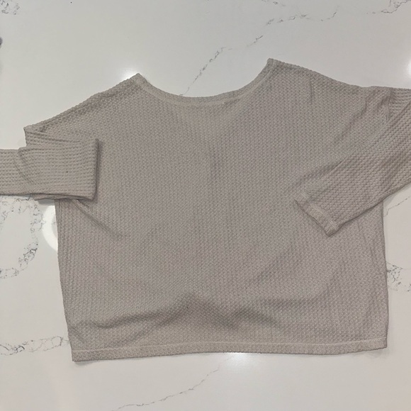 Waffle Knit Sweater/Longsleeve by American Eagle SZ: Med - Picture 4 of 5